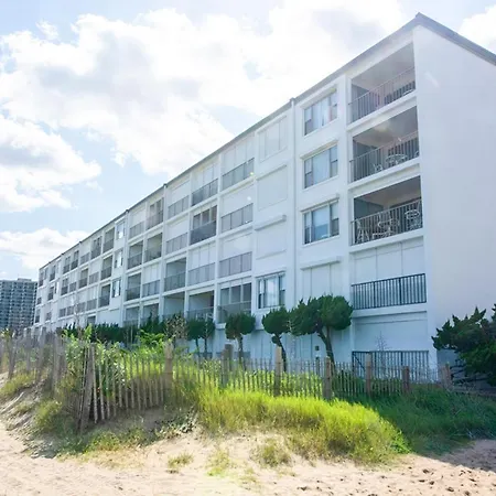 Oceanwalk East Villa